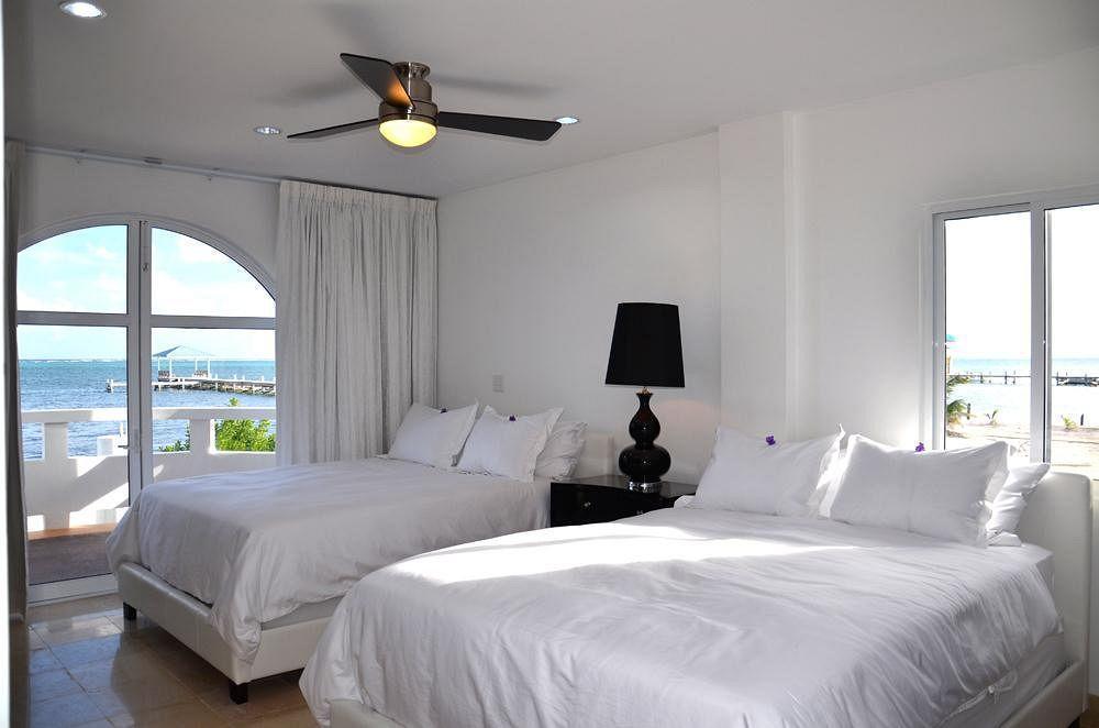 Sands Villas San Pedro  Exteriör bild